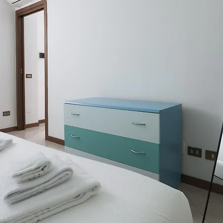Italianway-corso 5 * Milan